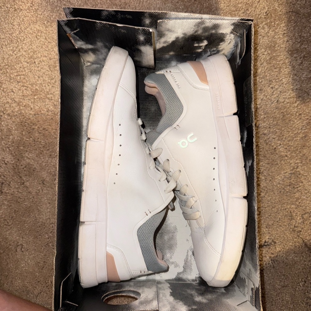 On Running Women's Sneakers - White and Gray
